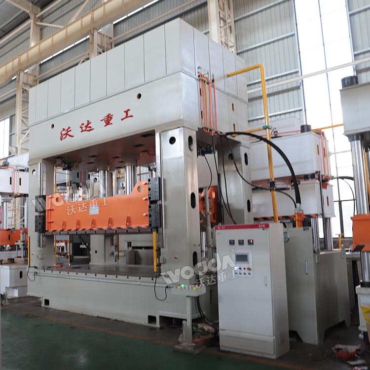 350吨框架式液压机 350吨框架式液压机