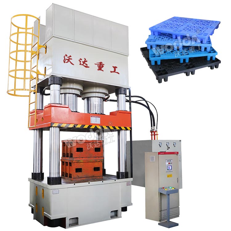 塑料托盘液压机.jpg 塑料托盘液压机.jpg