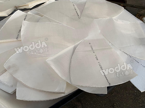 PE无纬布.jpg PE无纬布.jpg