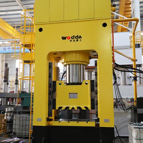 1000吨框架式液压机