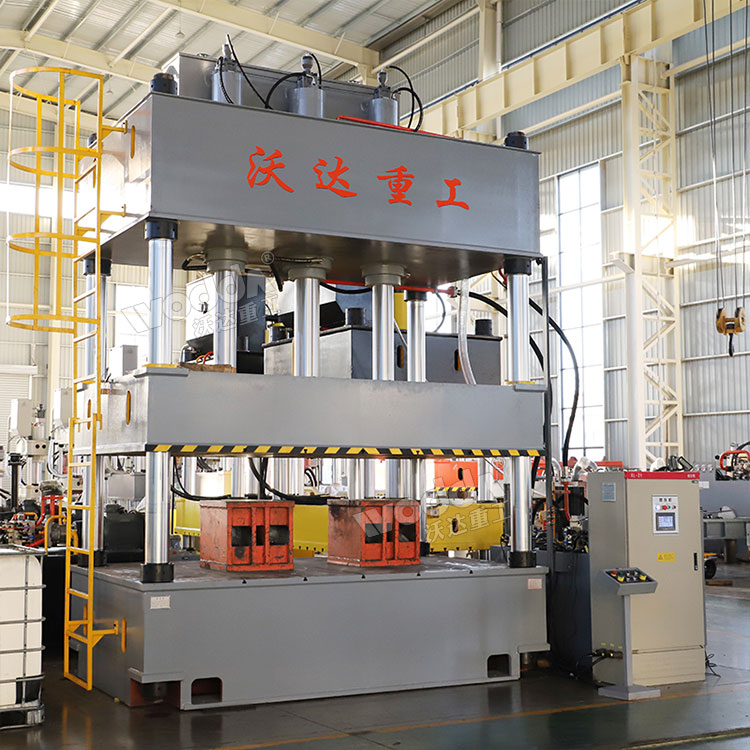 315吨四柱液压机