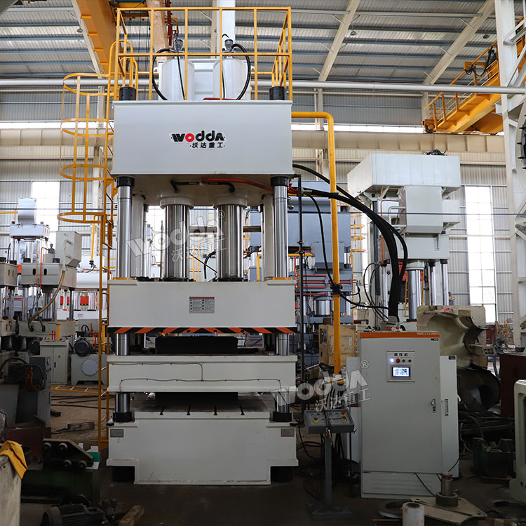 500吨四梁四柱液压机