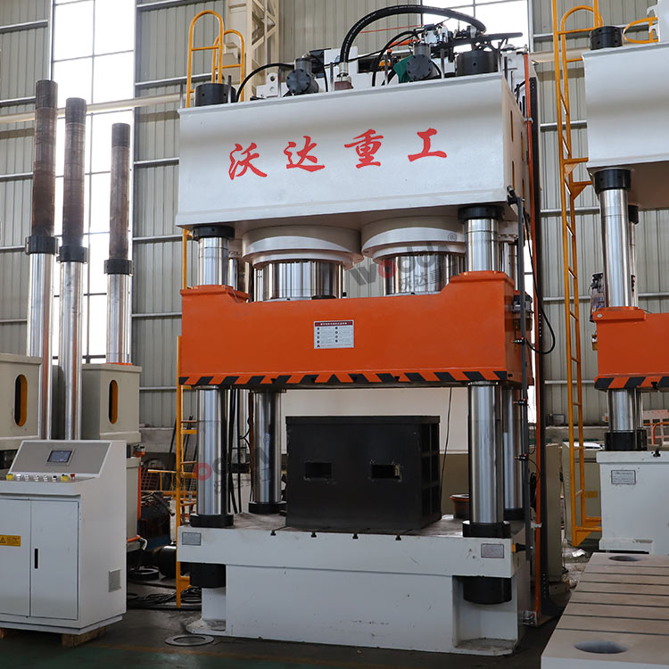 1600吨四柱液压机