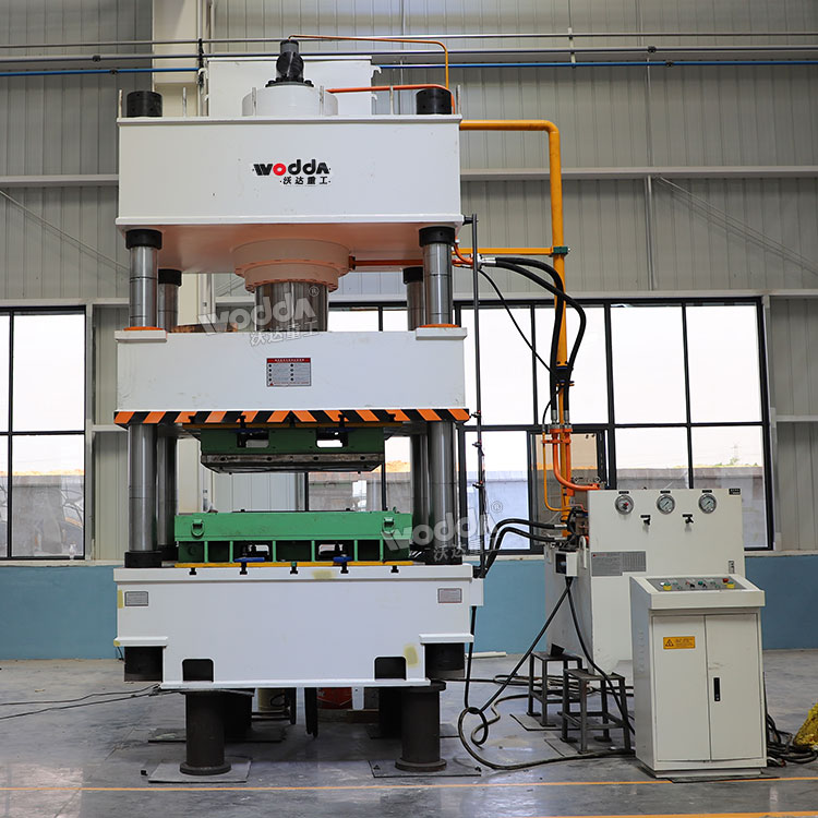 630吨四柱液压机