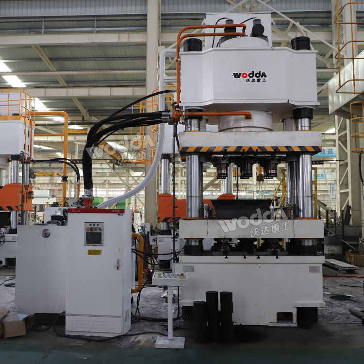 800吨活性炭成型液压机