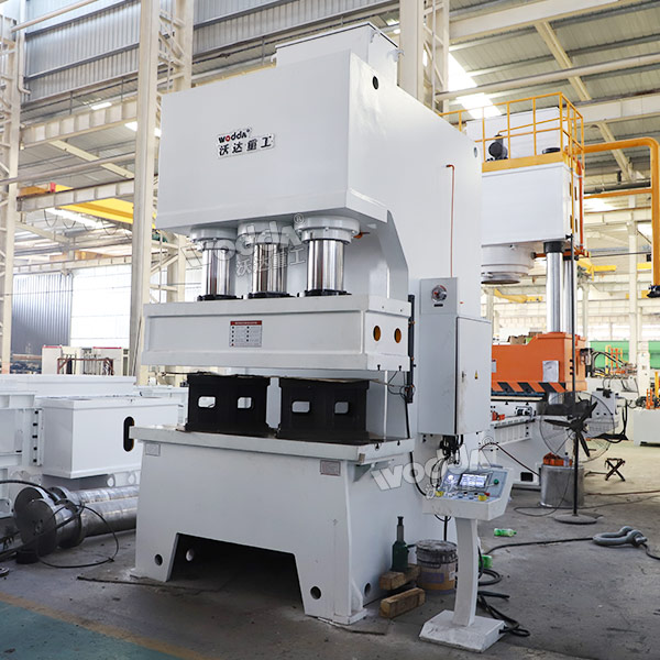 500吨单臂液压机